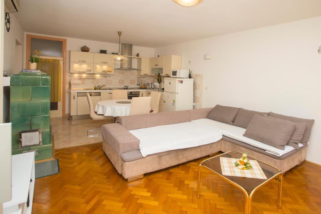 Apartments Orsula Split Exteriér fotografie